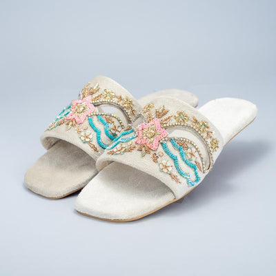 Roohi Ladies Zari Slider