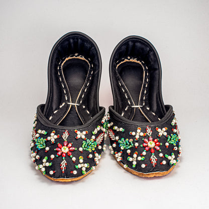Handcrafted Bahar Khussa with hand-dyed leather sole – Behnaz Pakistan