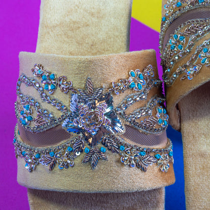 Roohi Ladies Zari Slider